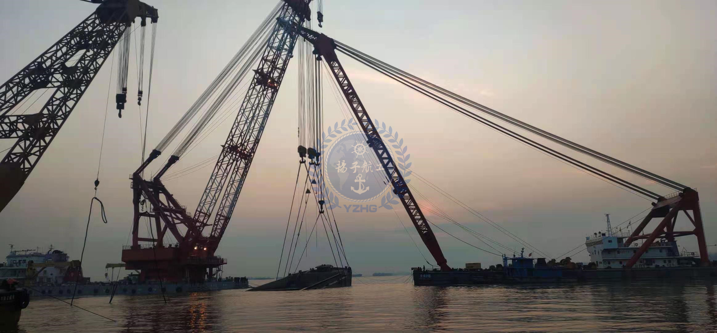 芜湖“海联1688”万吨级散货船打捞